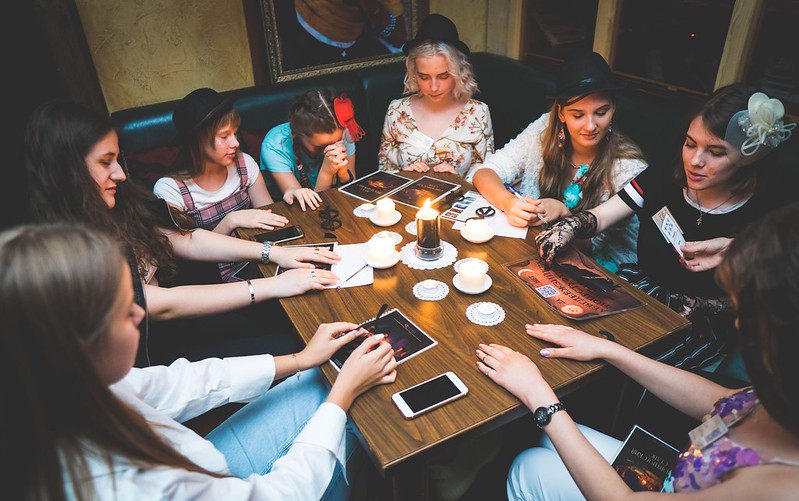 Хэллоуинская вечеринка с мистической атмосферой в Ufa