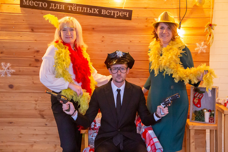 Новогоднее украшение зала для корпоратива в Ufa